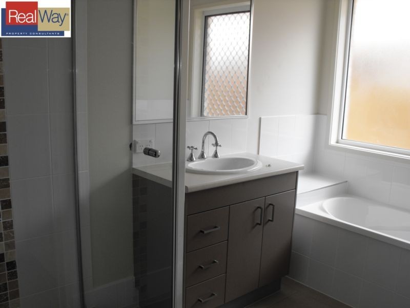 33 Miers Crescent, Murrumba Downs QLD 4503