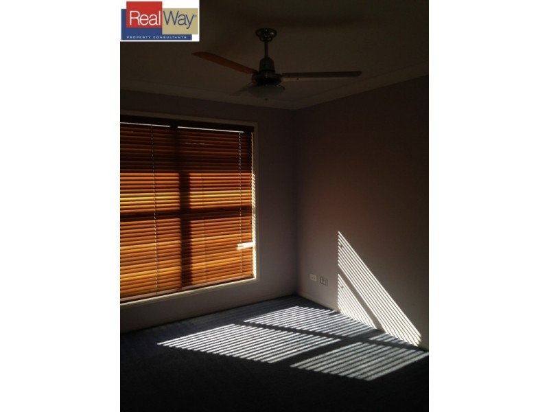 8 Auburn Lane, North Lakes QLD 4509