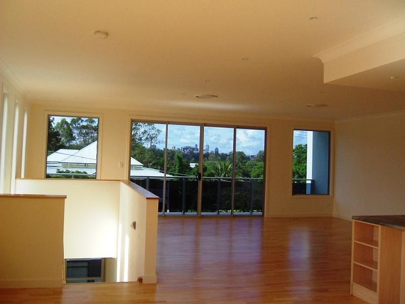 198 Hyde Road, Yeronga QLD 4104