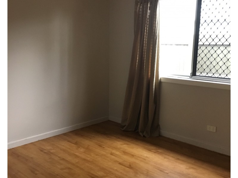 43 Sportsground Street, Redcliffe QLD 4020