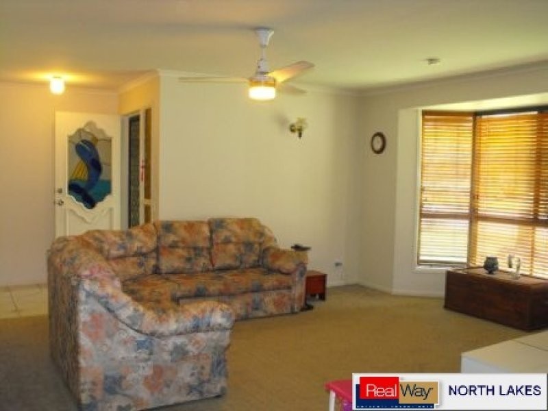 10 Trafalgar Drive, Kippa-ring QLD 4021