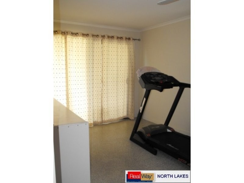 10 Trafalgar Drive, Kippa-ring QLD 4021