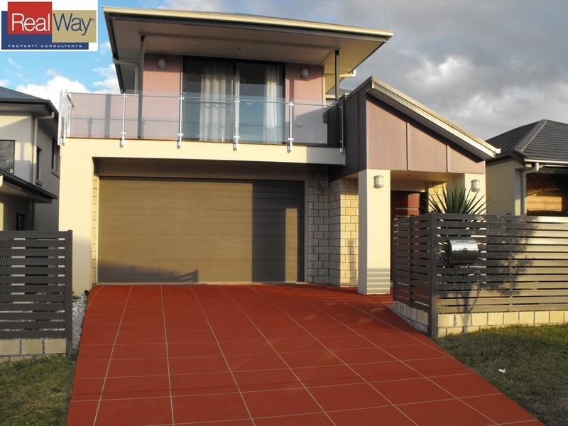 8 Forrestal Circuit, North Lakes QLD 4509