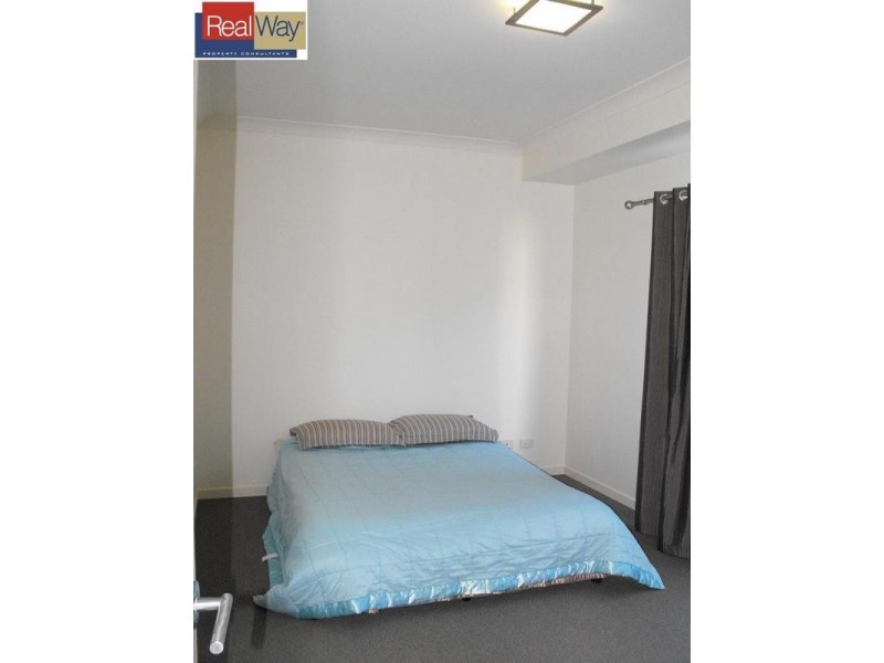 8 Forrestal Circuit, North Lakes QLD 4509