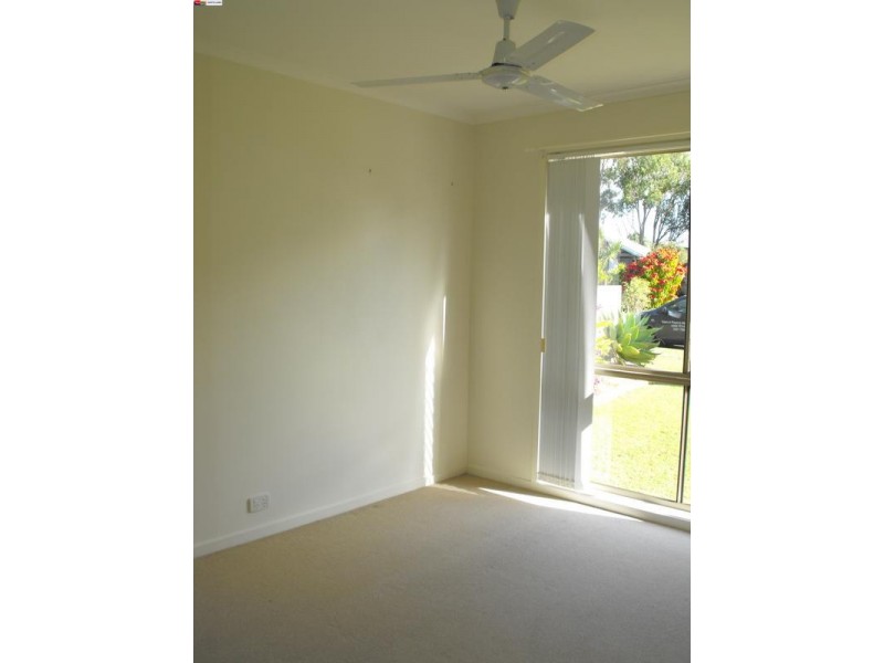 13 Walton Crescent, Murrumba Downs QLD 4503