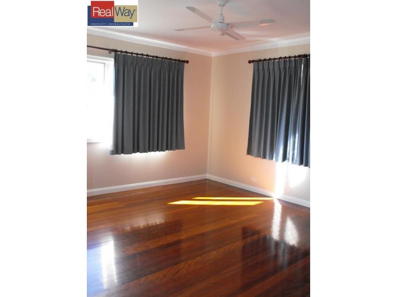 22 Woodville Street, Hendra QLD 4011