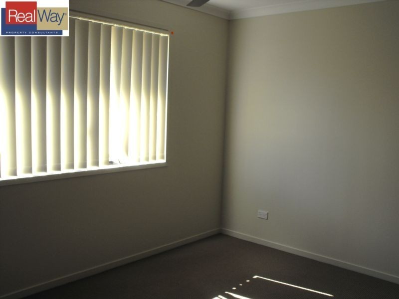 54 Rolland Parade, Warner QLD 4500