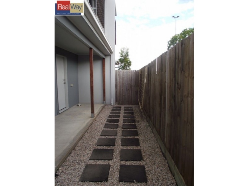 8/16 David Street, Burpengary QLD 4505