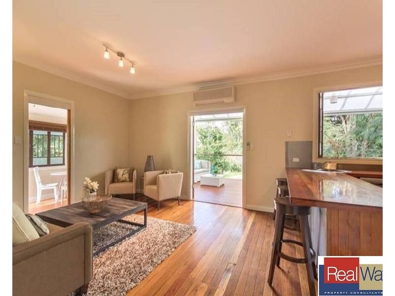 38 Bell Road, Glass House Mountains QLD 4518
