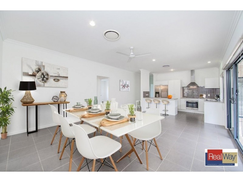 17 Freeman Street, North Lakes QLD 4509