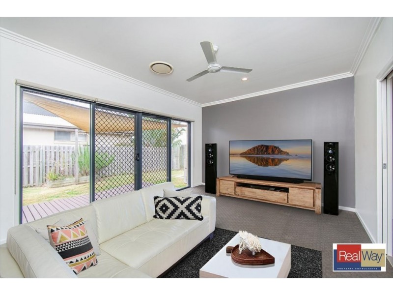 17 Freeman Street, North Lakes QLD 4509