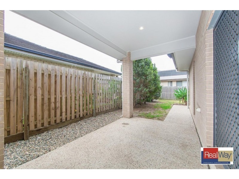 17 Freeman Street, North Lakes QLD 4509