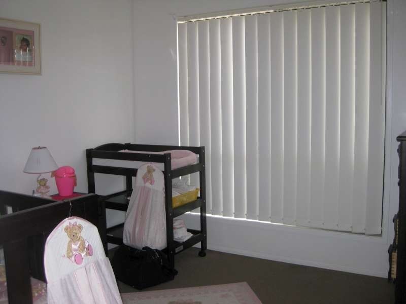 16 Diamond Avenue, Kallangur QLD 4503