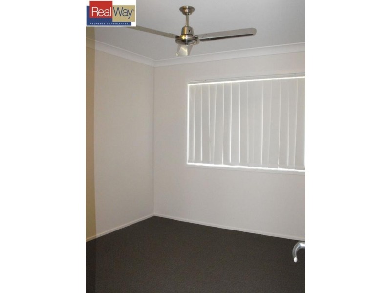 25 Cowen Crescent, North Lakes QLD 4509