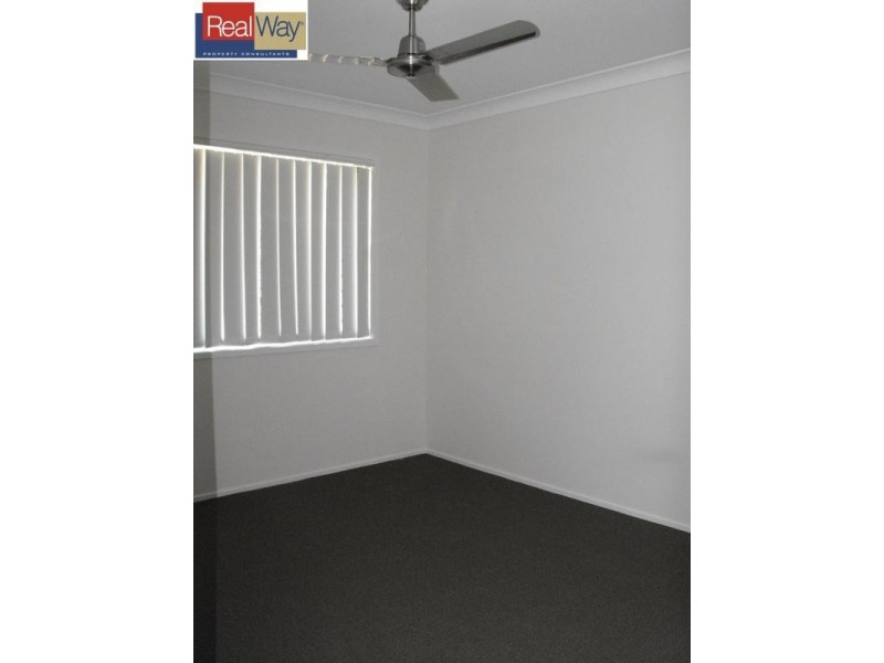 25 Cowen Crescent, North Lakes QLD 4509