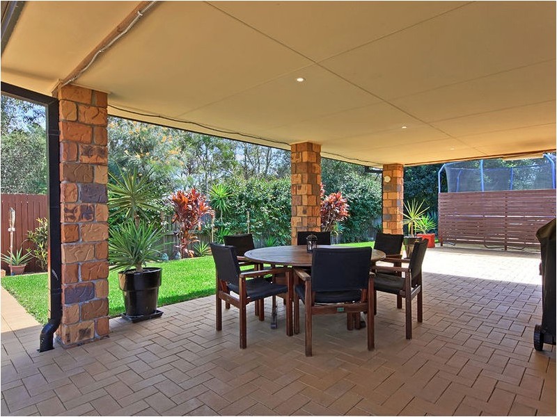 2 Willandra Parade, North Lakes QLD 4509