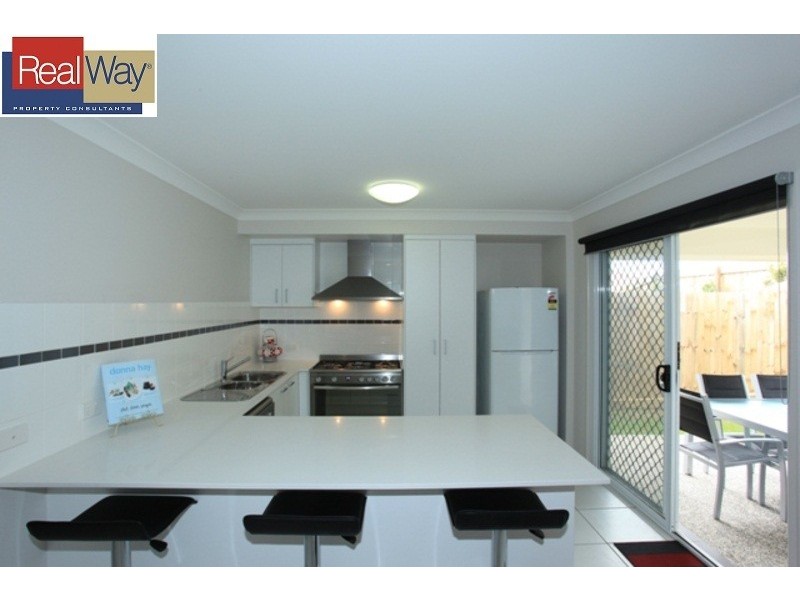 24 Chase Crescent, North Lakes QLD 4509