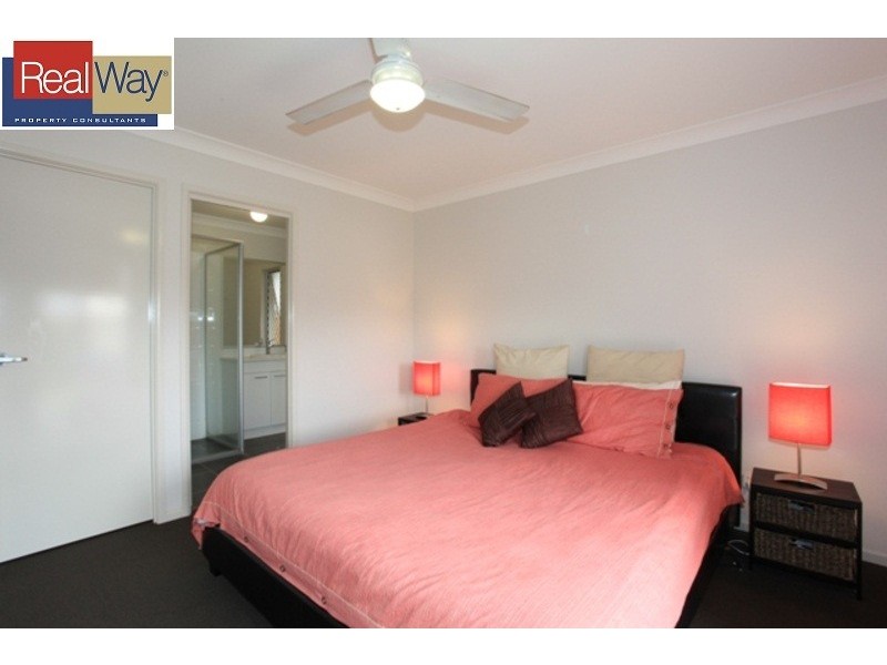 24 Chase Crescent, North Lakes QLD 4509