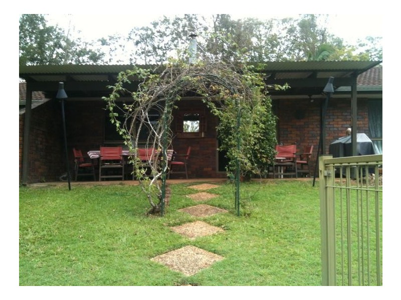 46 Bell Road, Glass House Mountains QLD 4518