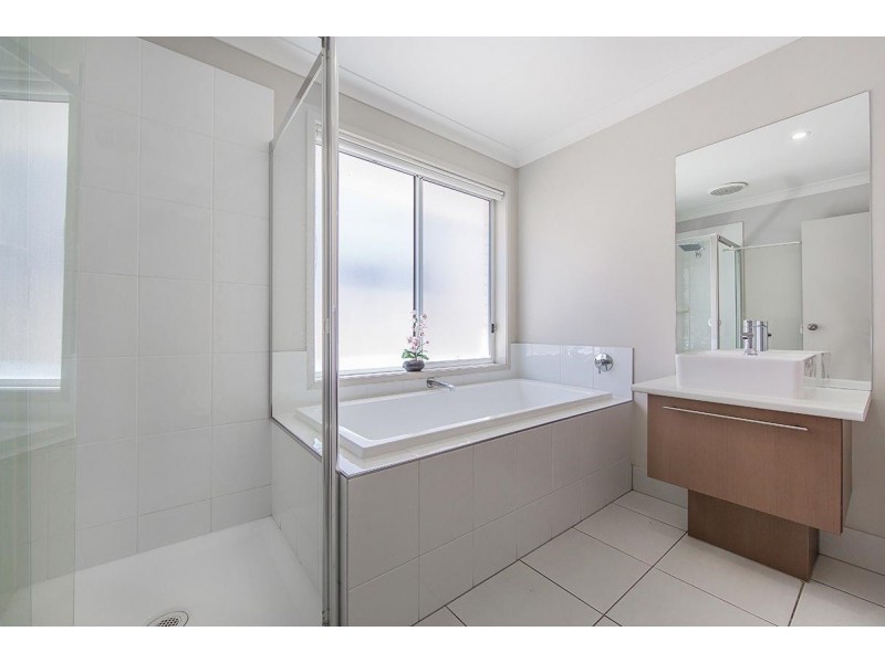 8 Pademelon Circuit, North Lakes QLD 4509