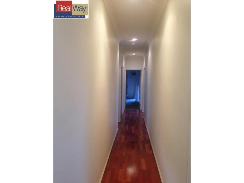 4 Albatross Close, North Lakes QLD 4509