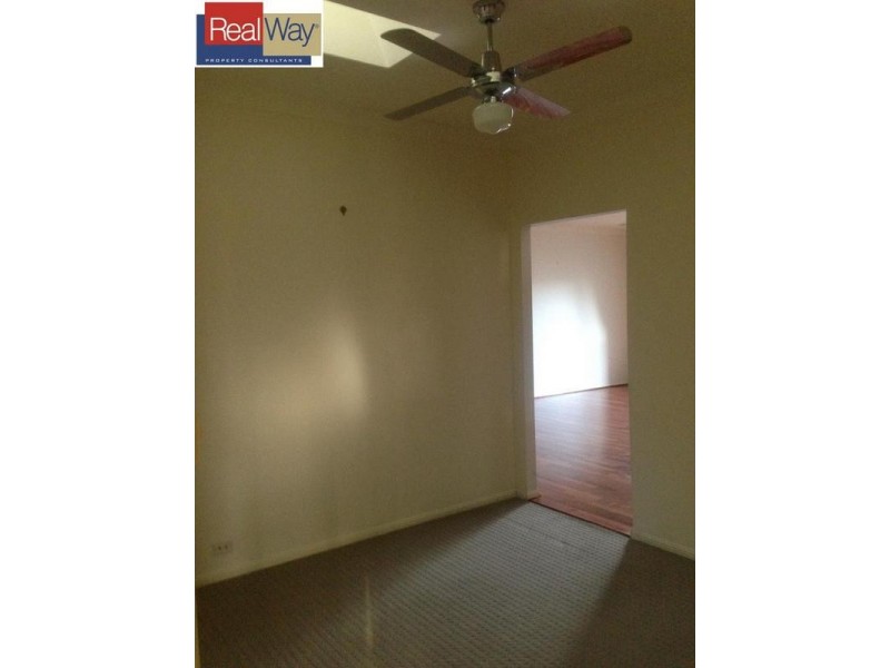 4 Albatross Close, North Lakes QLD 4509