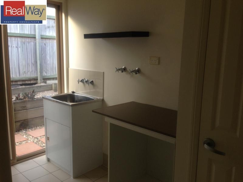 4 Albatross Close, North Lakes QLD 4509