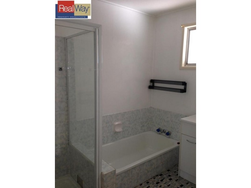 11 Jilloong Street, Strathpine QLD 4500