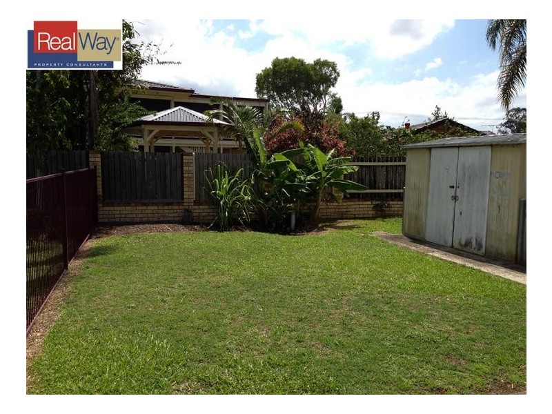 11 Jilloong Street, Strathpine QLD 4500
