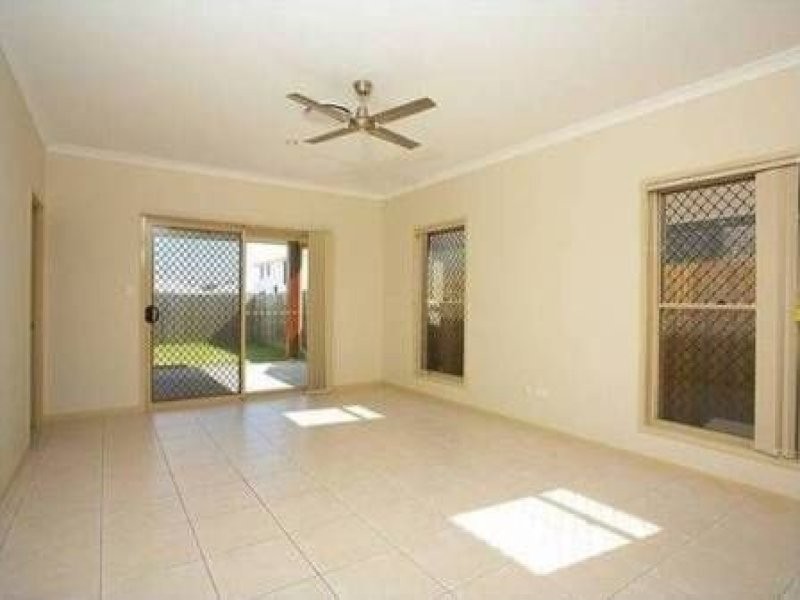 5 Kurrajong Circuit, North Lakes QLD 4509