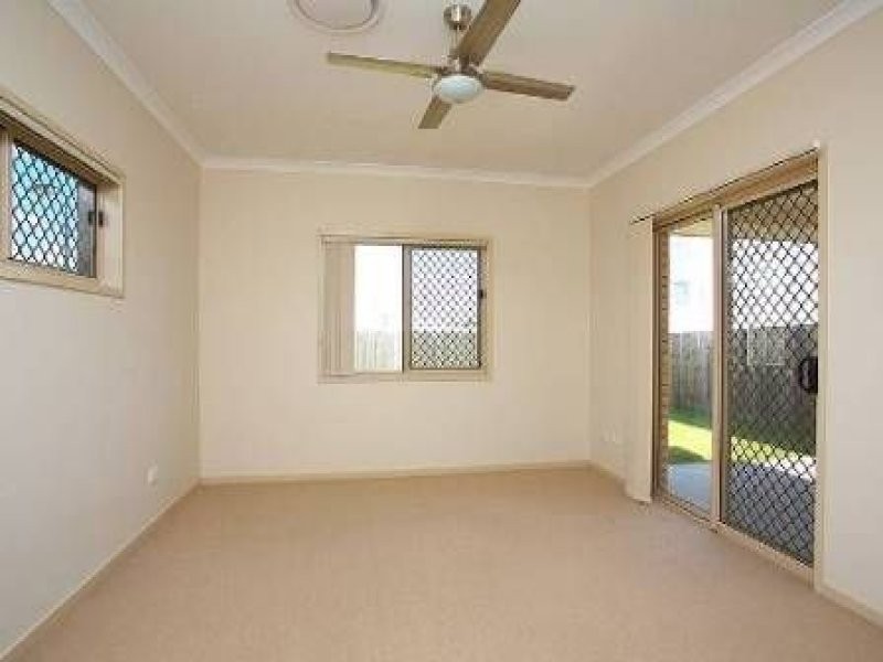 5 Kurrajong Circuit, North Lakes QLD 4509