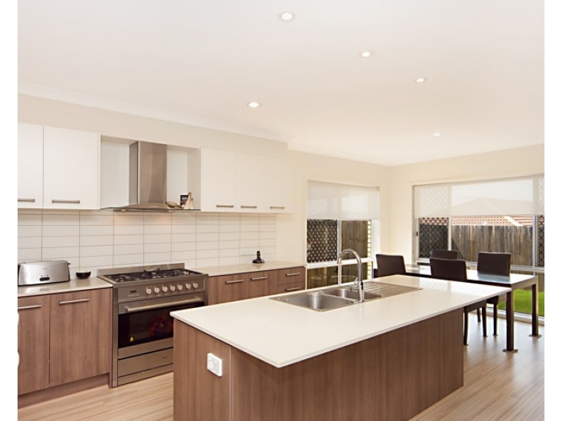 21 Moonie Crescent, North Lakes QLD 4509