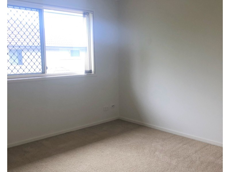 8/71 Goodfellows Road, Kallangur QLD 4503