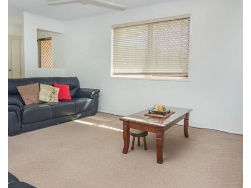 7 Burns Parade, Kallangur QLD 4503