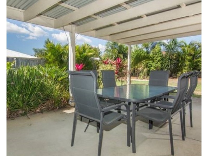 7 Burns Parade, Kallangur QLD 4503