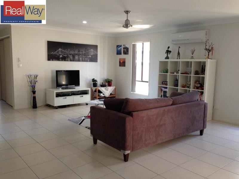 9 Elderflower Circuit, Griffin QLD 4503