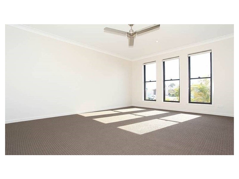 15 Wedge Tail Court, Griffin QLD 4503