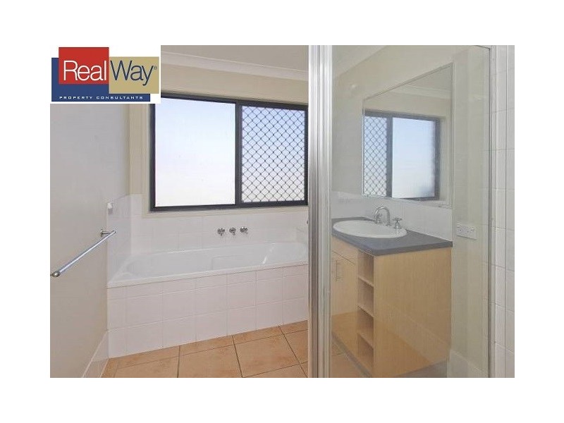3 Bronlow Court, Morayfield QLD 4506
