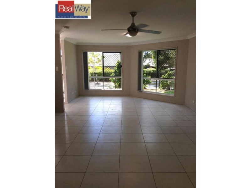 1/10 Astley Parade, North Lakes QLD 4509