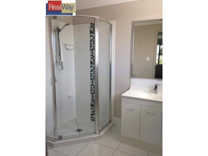 1/10 Astley Parade, North Lakes QLD 4509