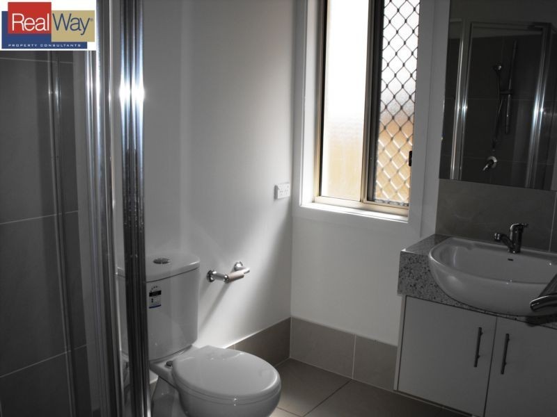 6 Dibbler Court, North Lakes QLD 4509