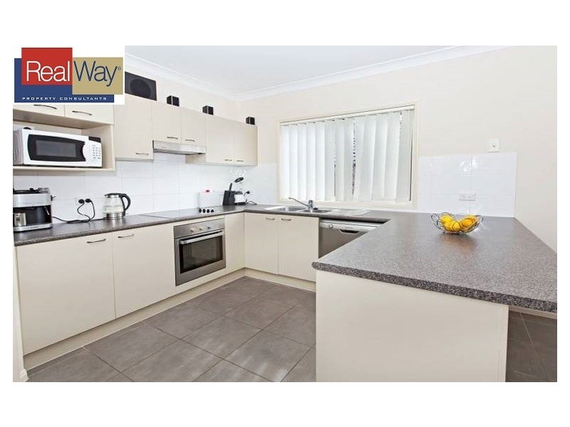 10 Varuna Court, Rothwell QLD 4022