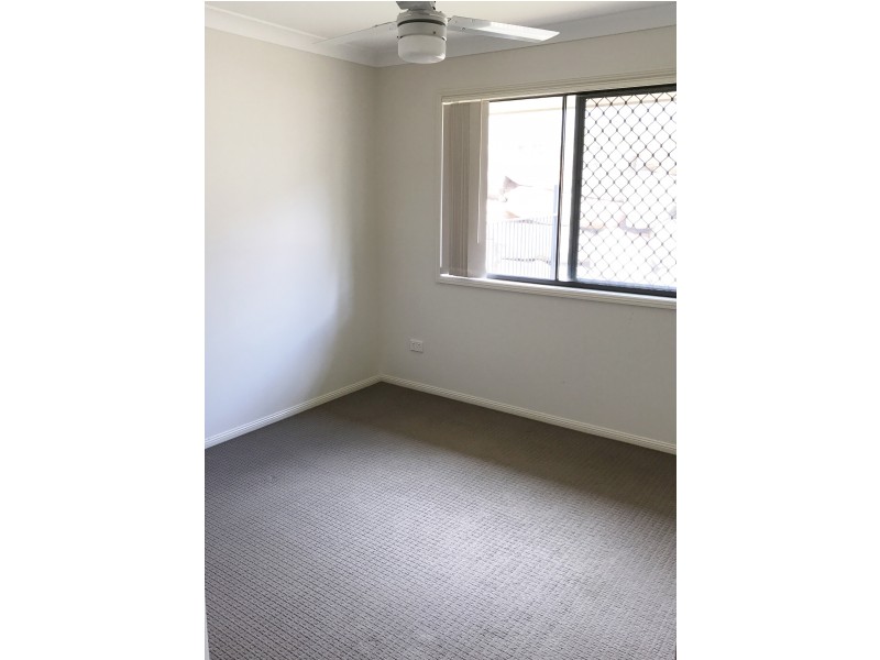 10 Yarrow Circuit, Griffin QLD 4503