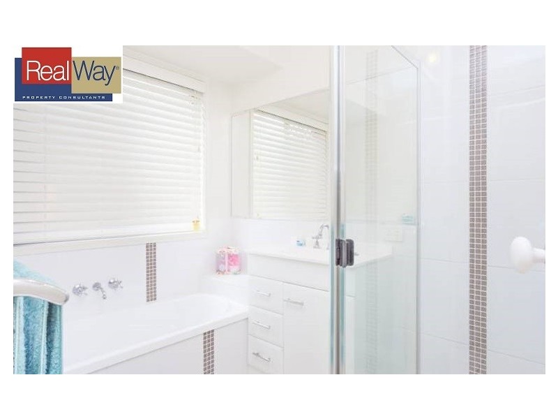 10 Bolte Crescent, Kallangur QLD 4503