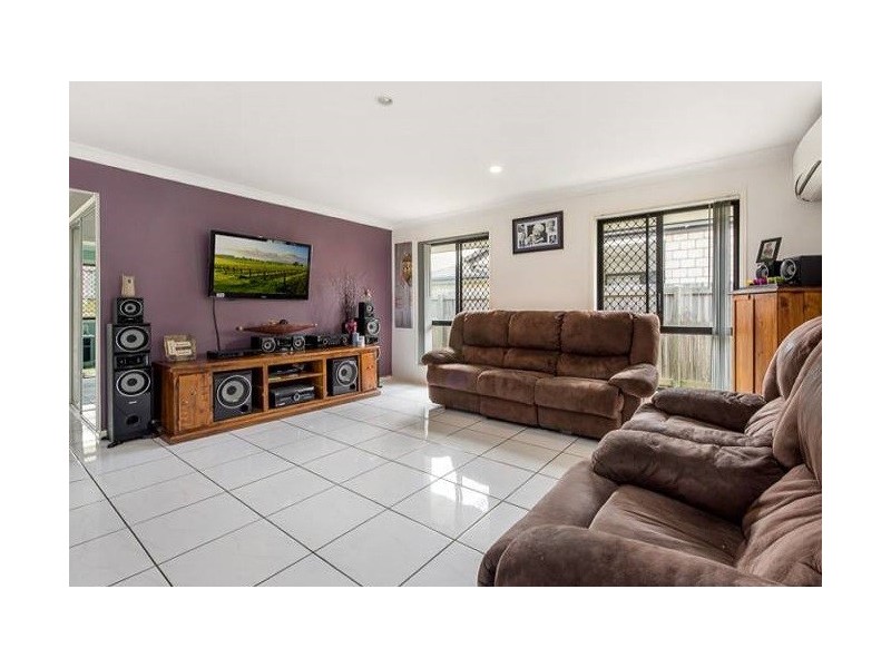 27 Riverbend Crescent, Morayfield QLD 4506