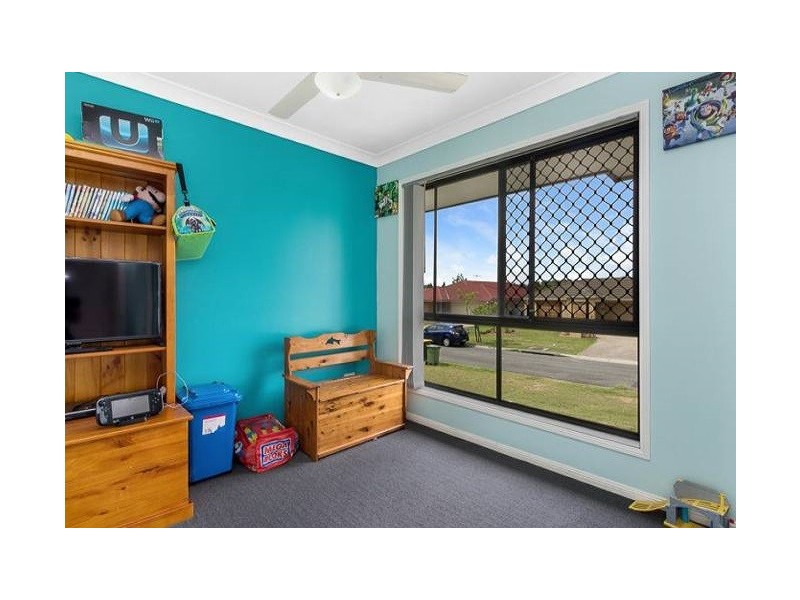 27 Riverbend Crescent, Morayfield QLD 4506