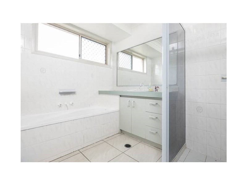 52 Kevin Street, Deception Bay QLD 4508
