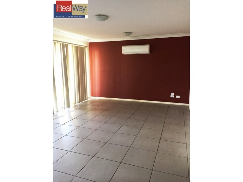 1/17 Amity Drive, Rothwell QLD 4022