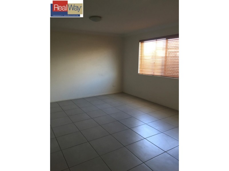 1/17 Amity Drive, Rothwell QLD 4022