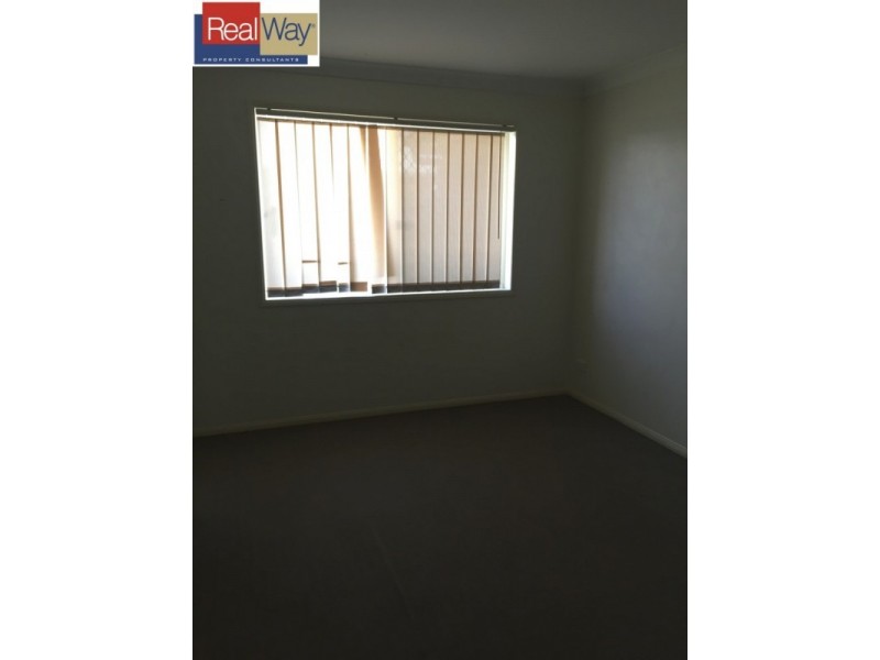 1/17 Amity Drive, Rothwell QLD 4022